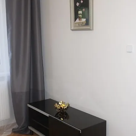 Apartment Okrouhlik *