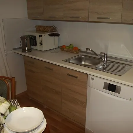 Okrouhlik Apartment